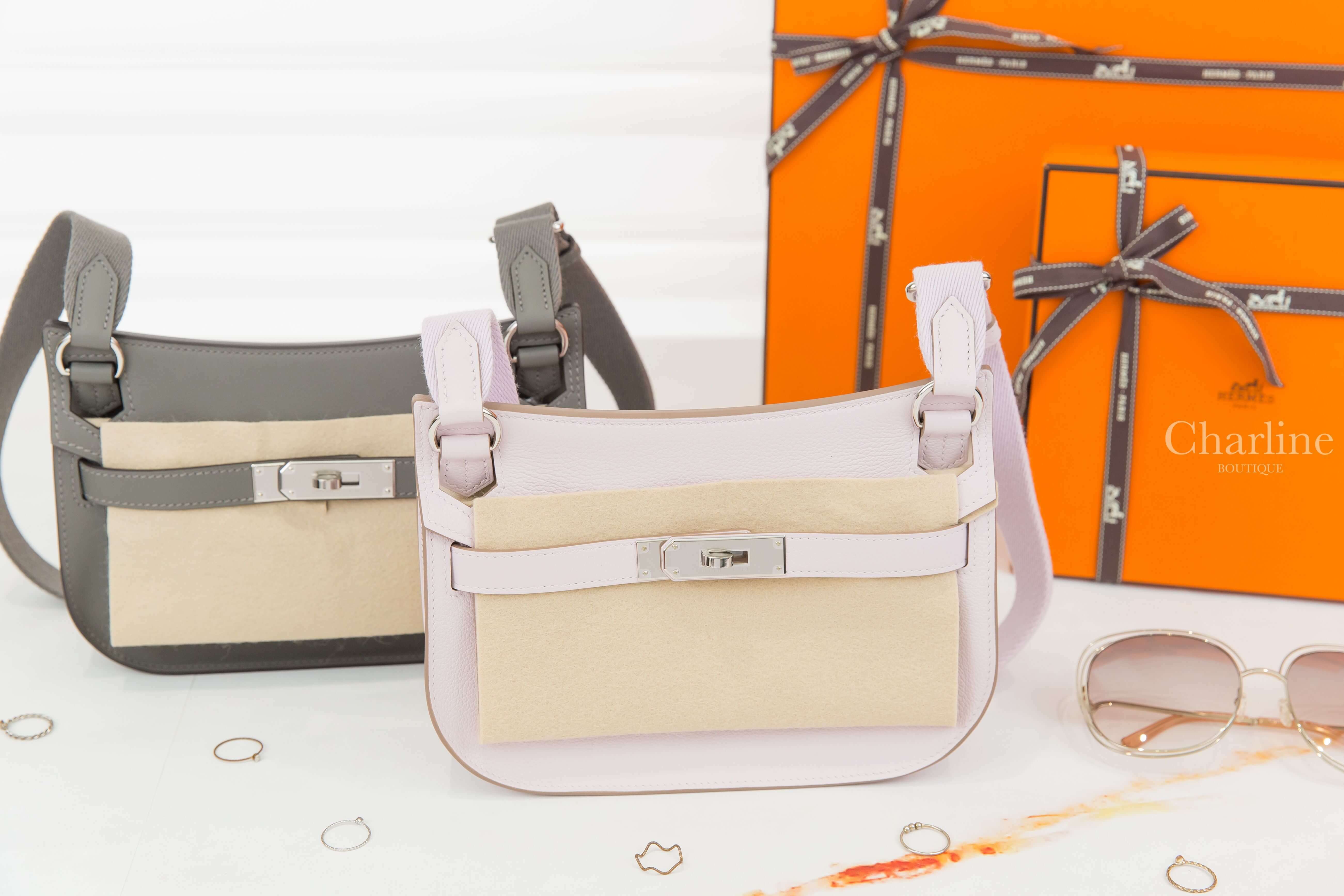 Hermès Jypsiere Mini U刻積雨雲灰銀釦迷你肩背包,09 Mauve Pale / I2 Nata Veau Evercolor B刻淡紫色拼奶油白內裡銀釦迷你肩背包-Charline Boutique 精品代購