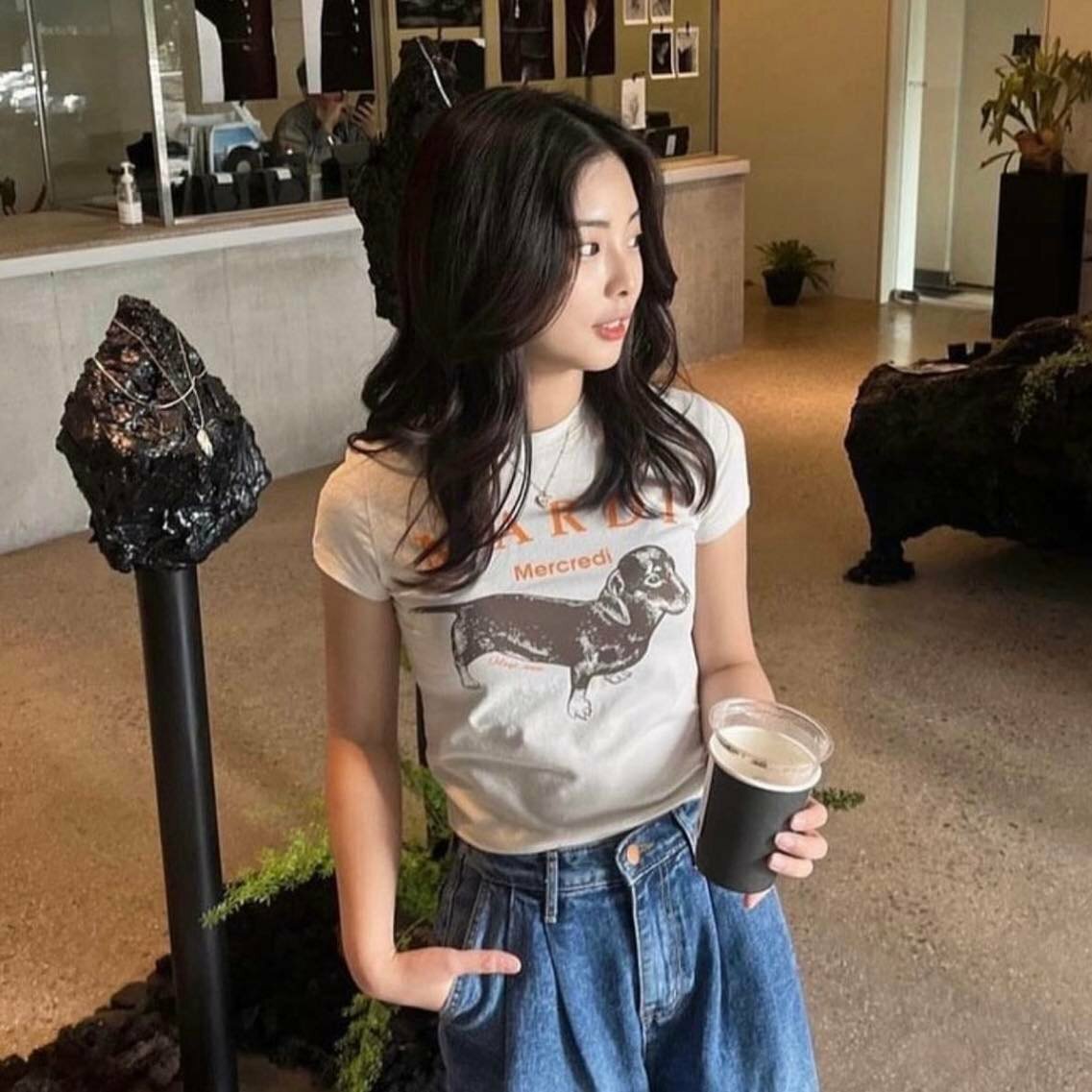 MARDI MERCREDI DDANJI CROPPED TEE - LIGHT BEIGE