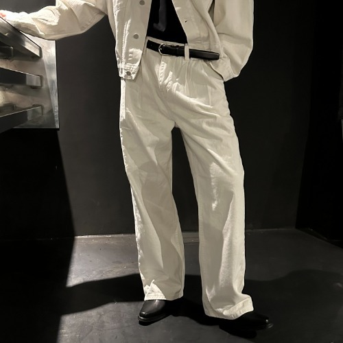 織物着色雙褶牛仔褲