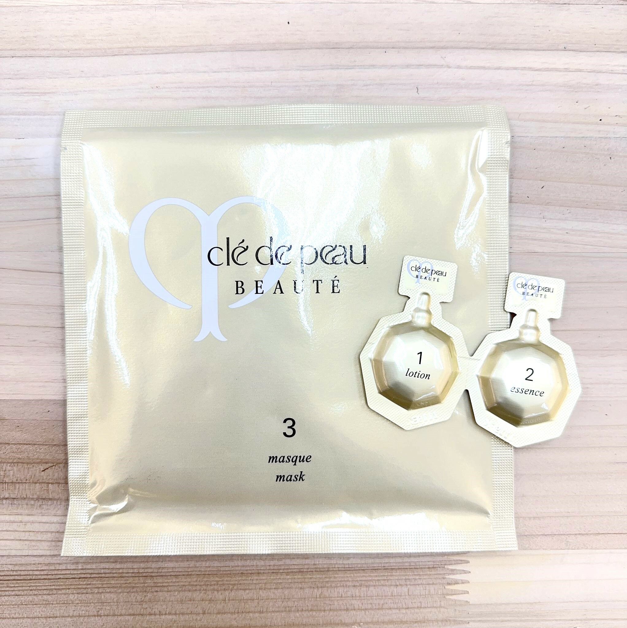 cle de peau 盈亮緊緻面膜