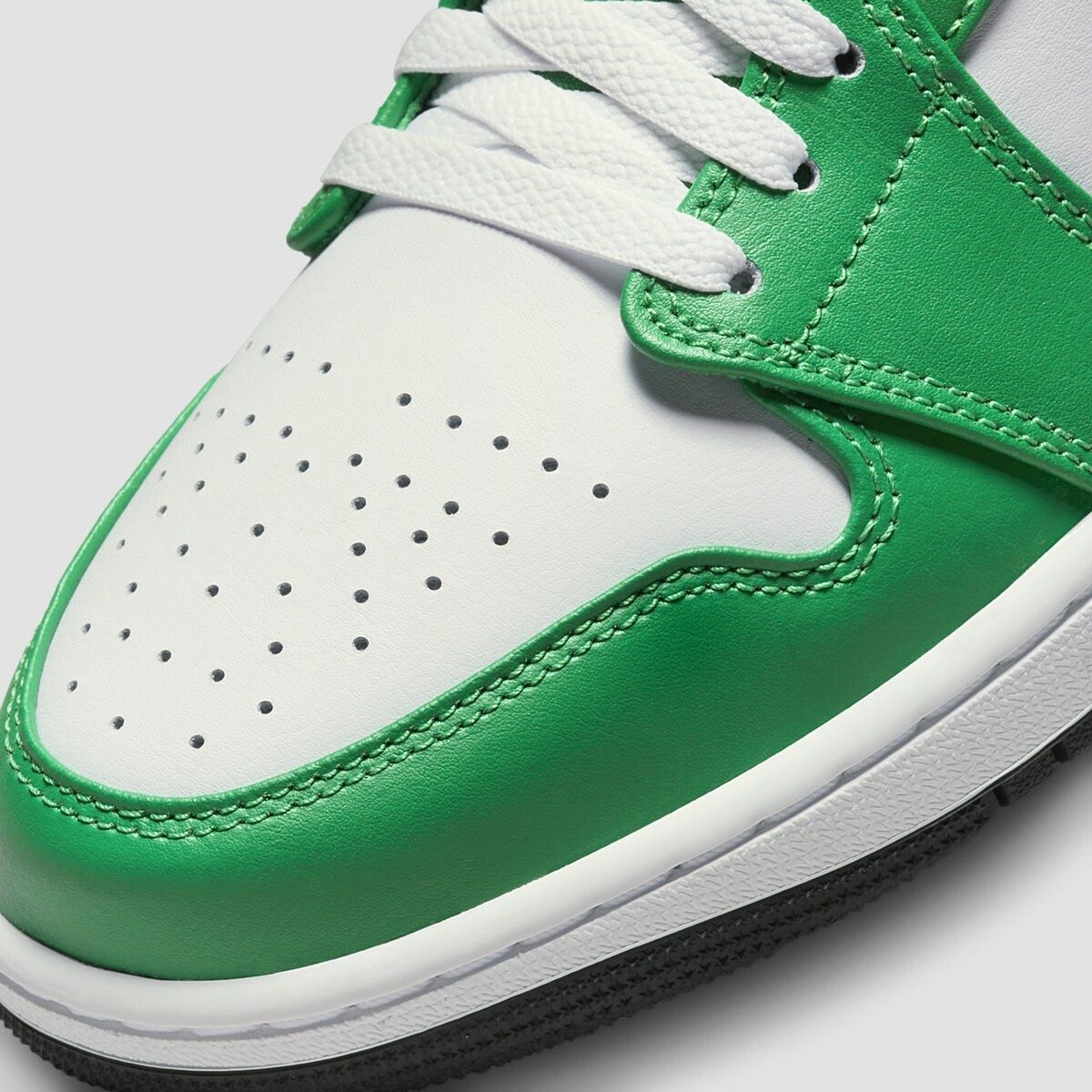 Air Jordan 1 Mid “Lucky Green” 幸運綠男鞋DQ8426-301 [現貨商品