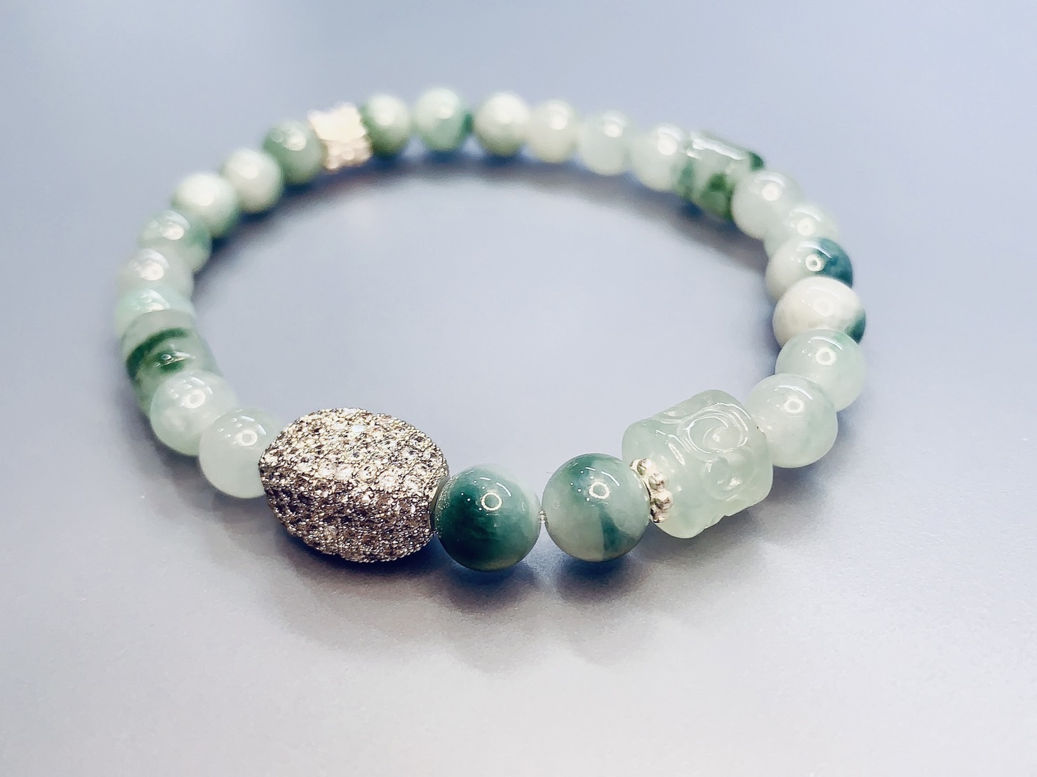 淡藍悠香丨藍水翡翠設計手鍊