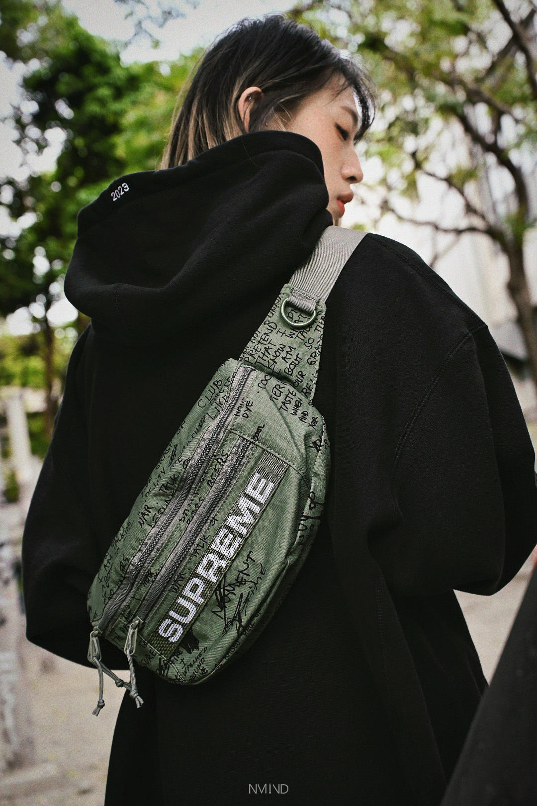 台北店限量專區 SUPREME 23SS FIELD WAIST BAG 肩背包(綠/黑/紅)