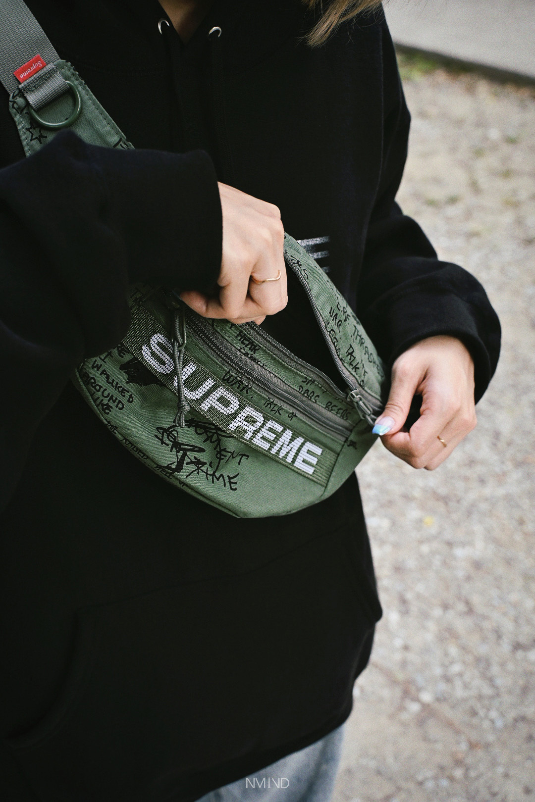 純正オンラインストア supreme field waist bag ゴンズ 23SS | www