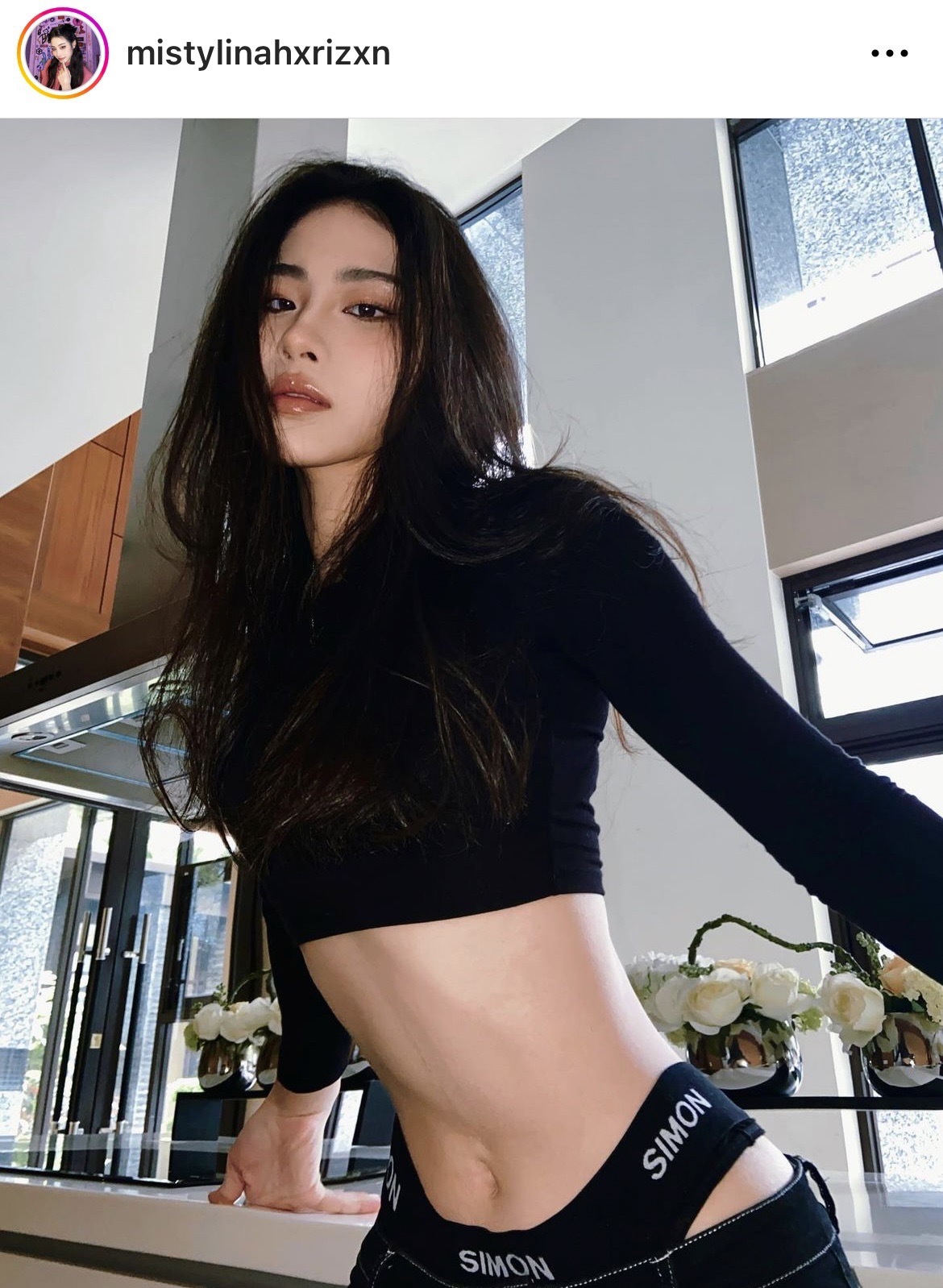 SIMON MADE GC-020 絲滑牛奶棉  短版 性感 緊身 彈性 長袖 上衣