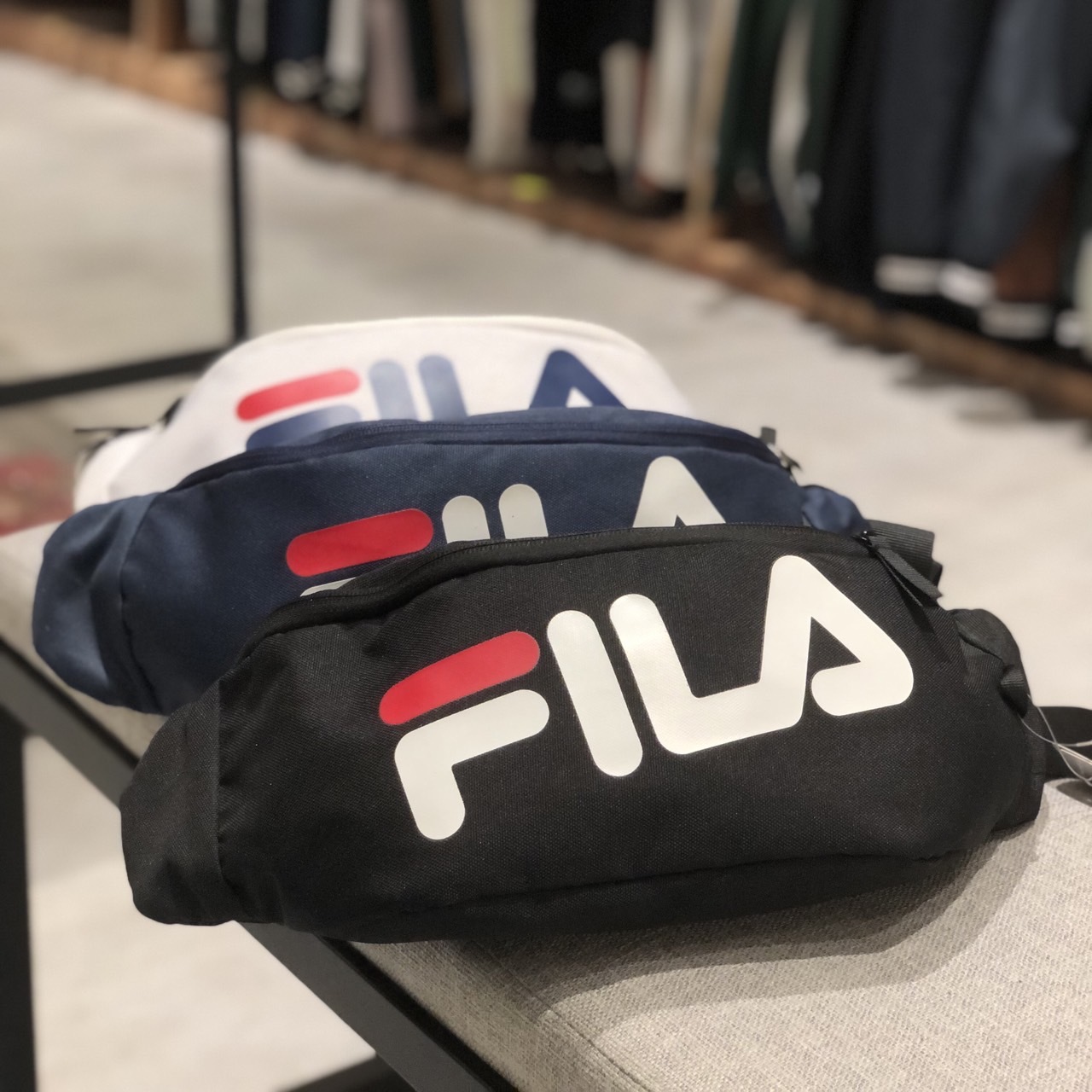 FILA 大LOGO斜跨包 BWV-3004