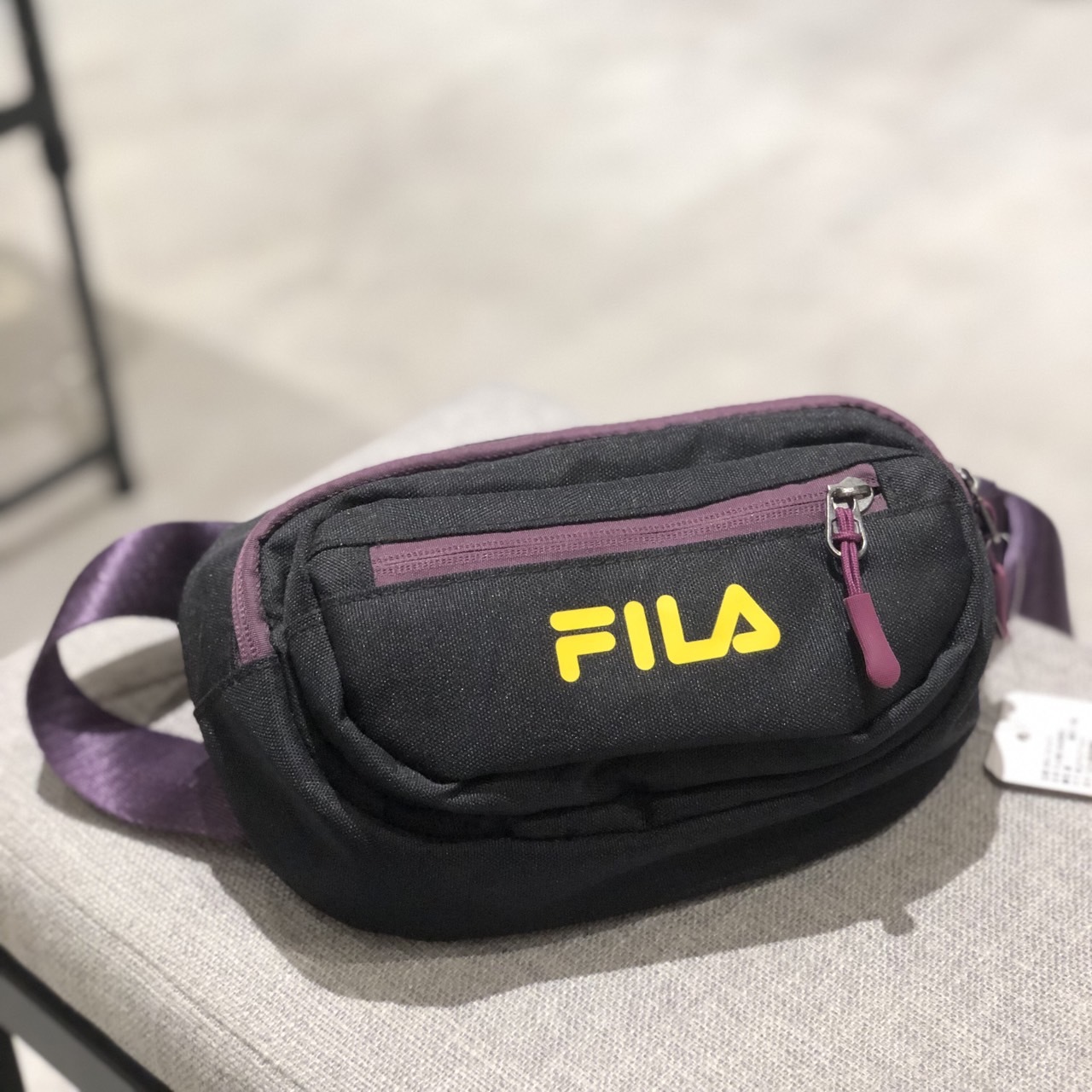 FILA 復古撞色斜跨包 BWU-3016-PL