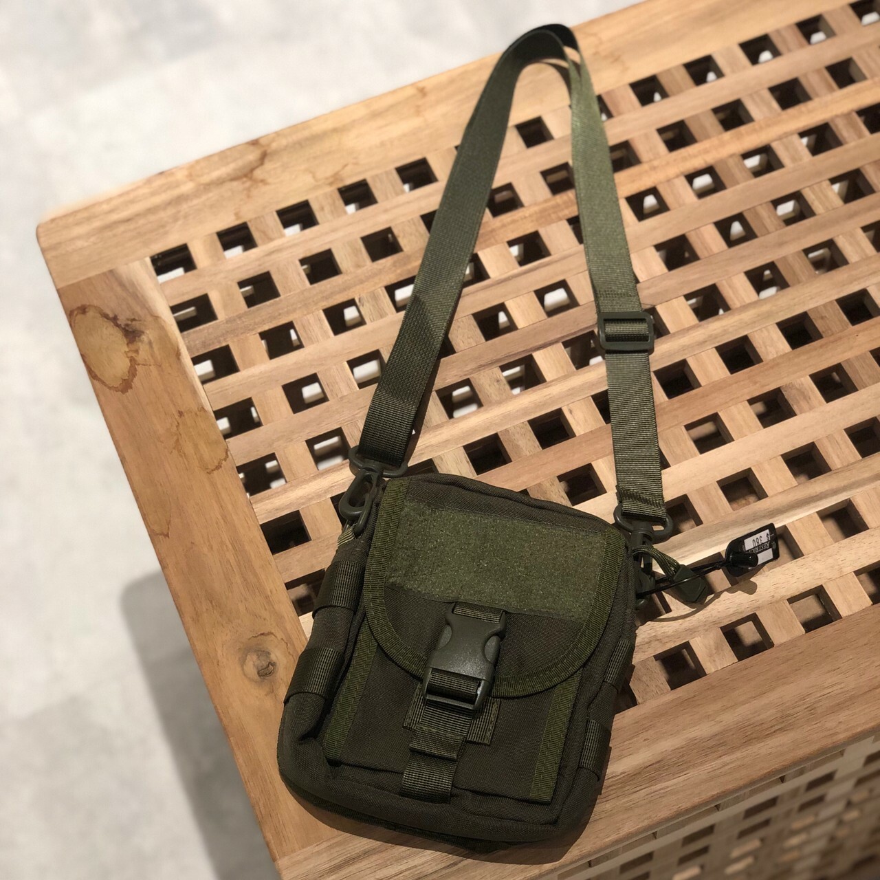 工裝風側背小包 3048