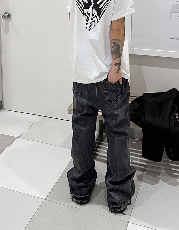 S喇叭黑色牛仔褲