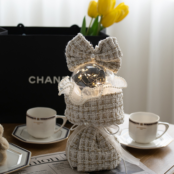 小禮物精緻包裝盒 客製化禮物盒 小香風花束 小熊花束