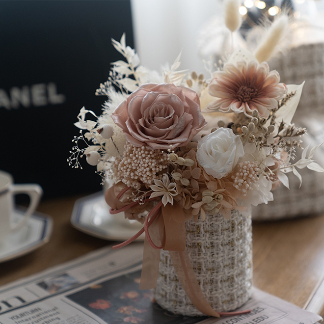 奶茶色珠光玫瑰 小香風永生盆花