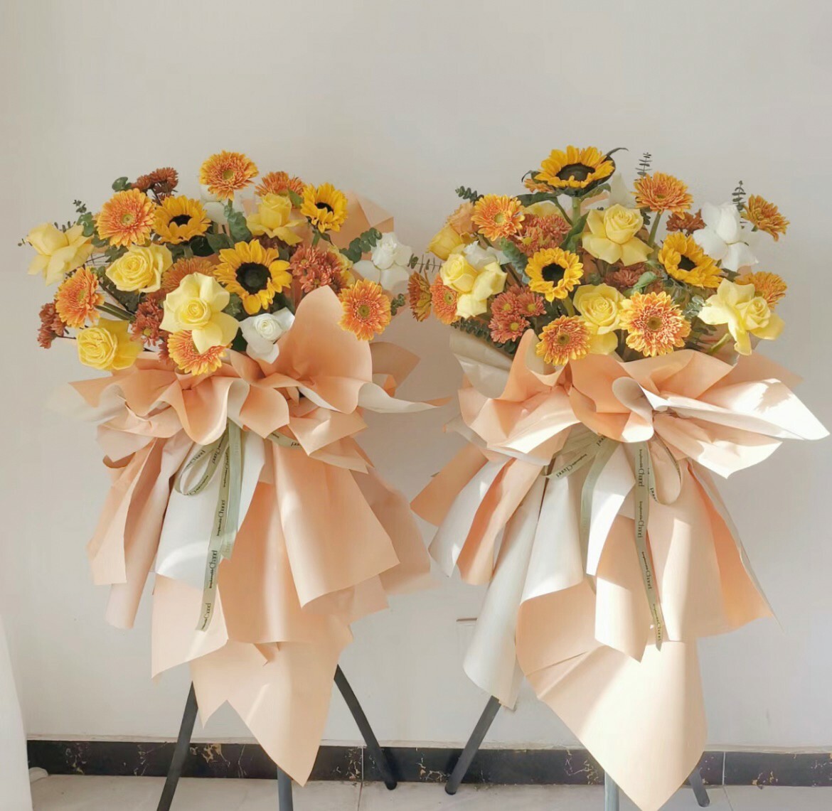 黃色系 太陽花 高架花籃