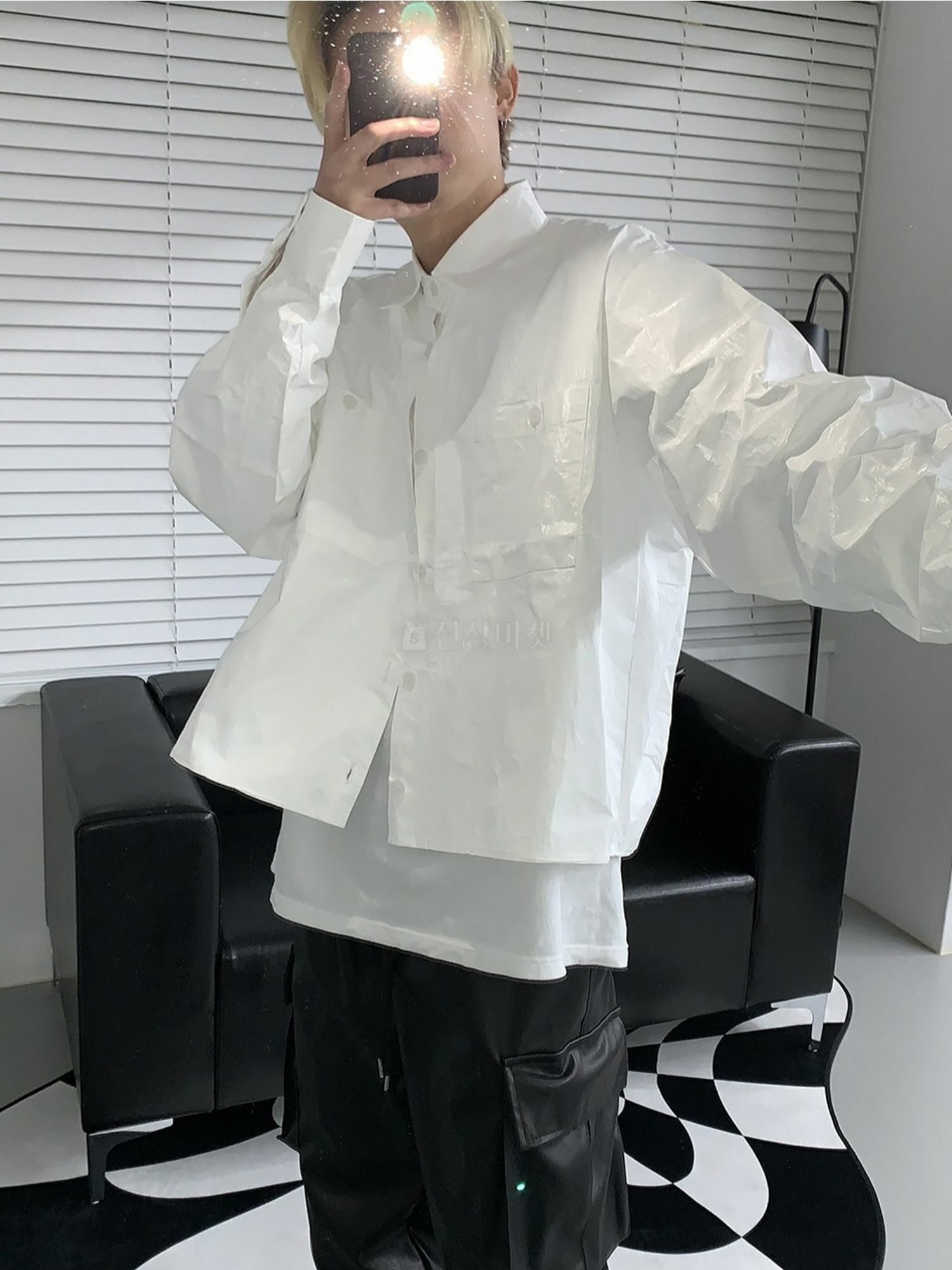 層疊式壓光面短款夾克