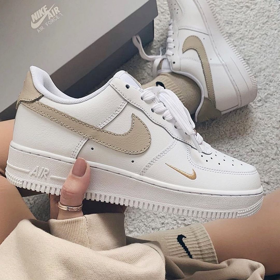 NIKE AIR FORCE 1 AF1 小金勾 奶茶 大地色 金 女鞋 CZ0270-105 / 預購
