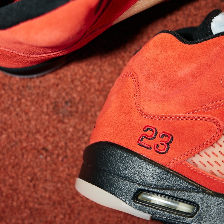 Wmns Air Jordan 5 Retro 'Dunk on Mars' DD9336-800