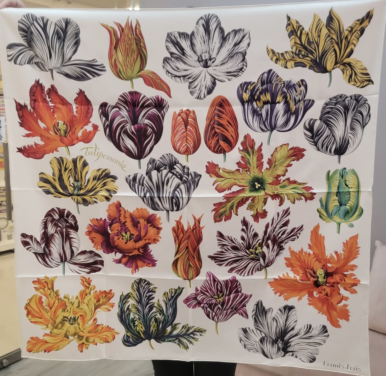 HERMES Tulipomanie scarf 90 BLANC 白色