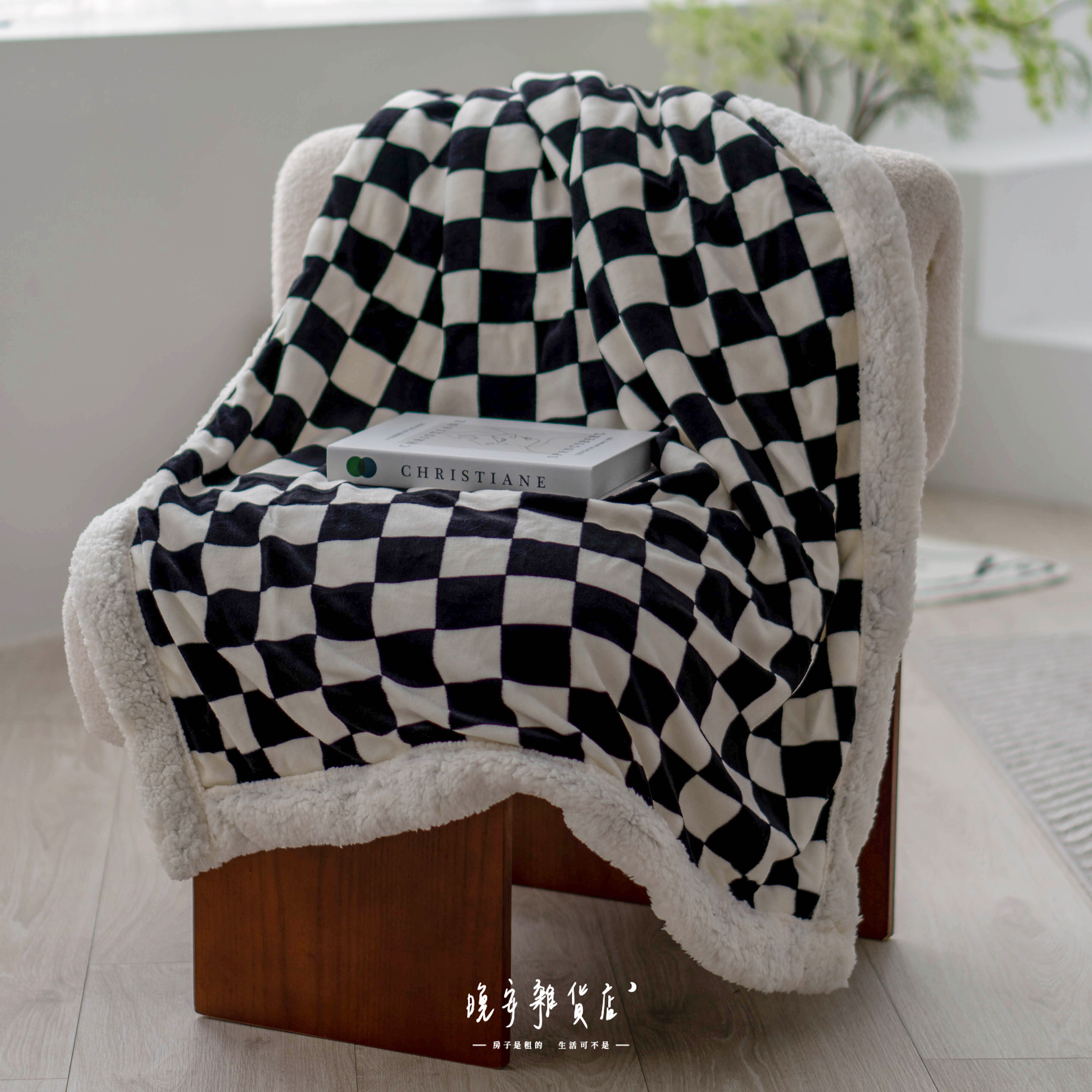 牛奶絨【黑白格】冬眠必備毯毯