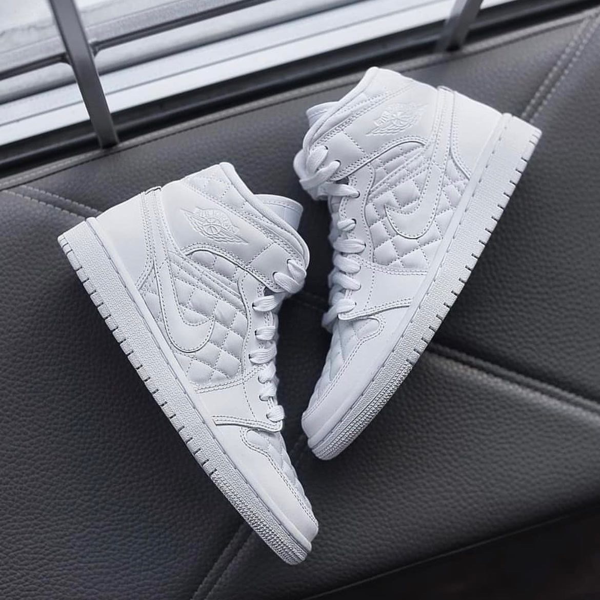 Wmns Air Jordan 1 Mid SE 'White Quilted' DB6078-100【預購商品】