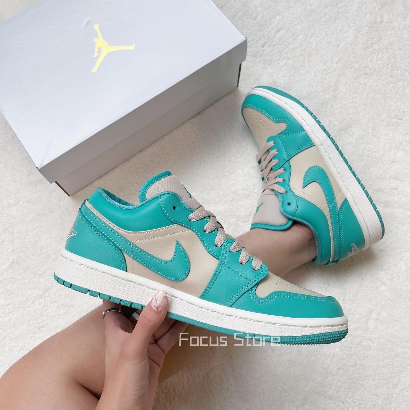 Wmns Air Jordan 1 Low 'New Emerald' 蒂芬妮綠 DC0774-132【現貨商品】