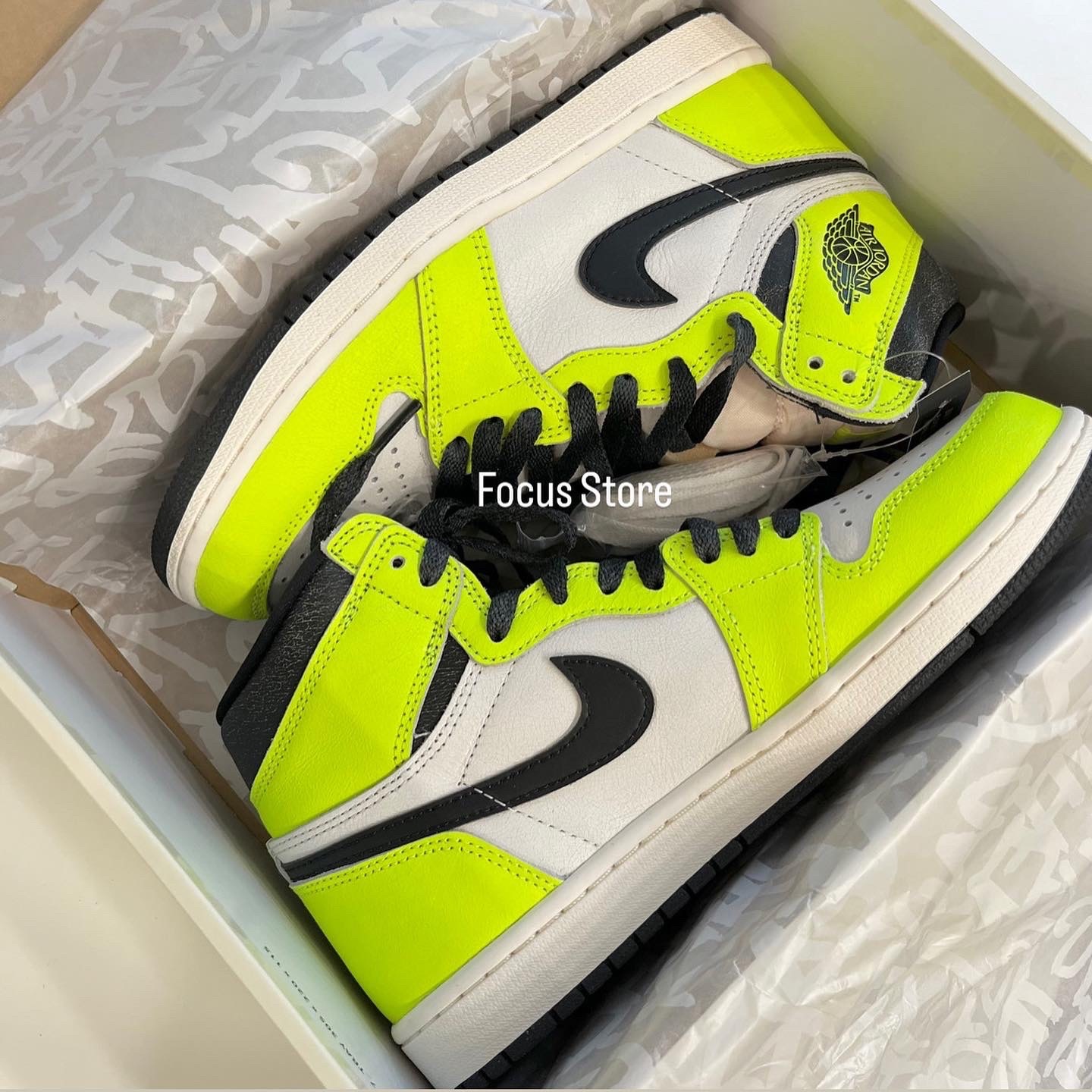 Air Jordan 1 Retro High OG 'Visionaire' 555088-702【預購商品】