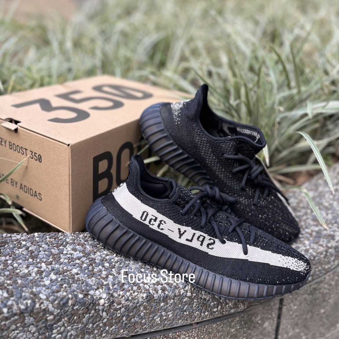 Yeezy Boost 350 V2 'Oreo' BY1604【預購商品】