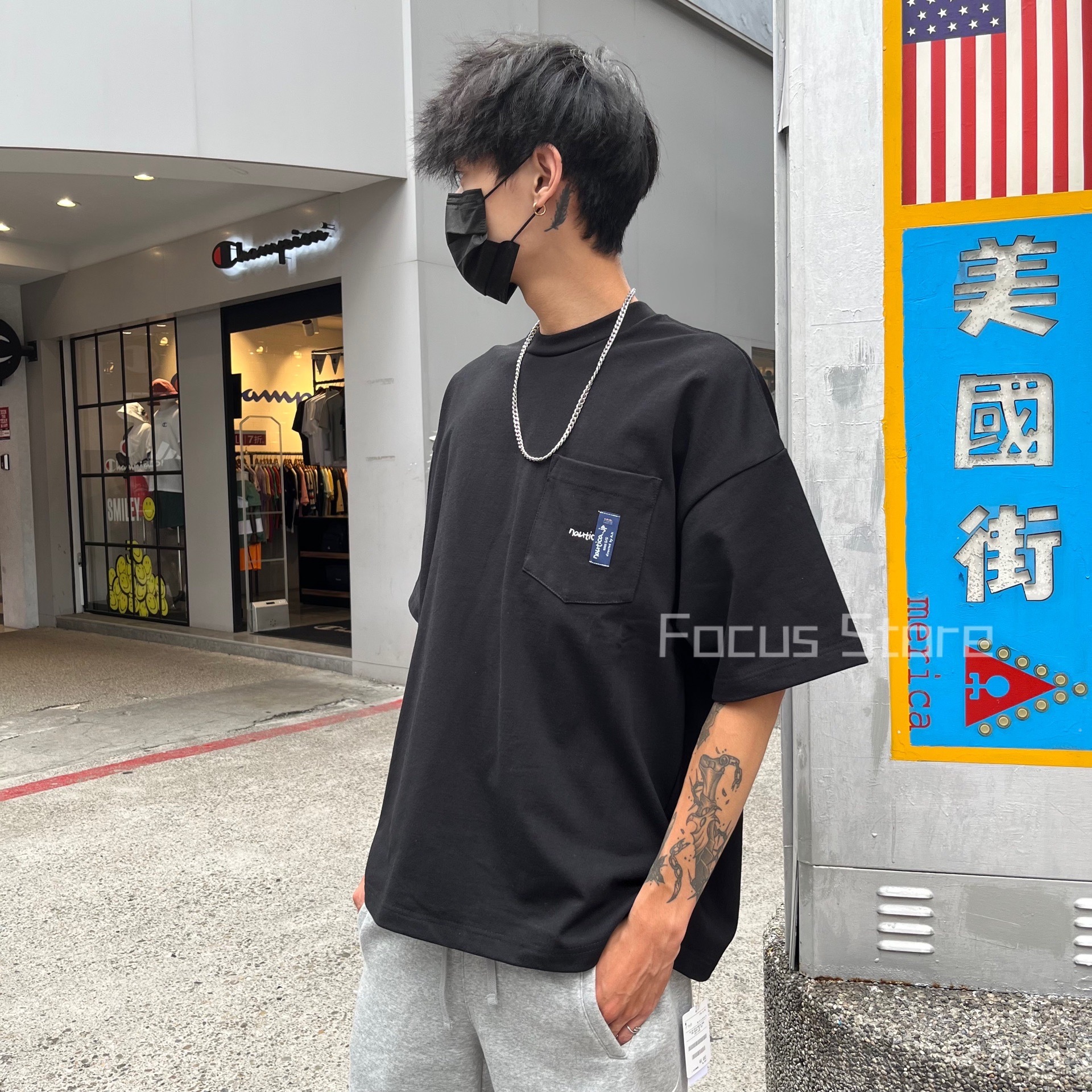 NAUTICA S/S Pocket Tee “TOO HEAVY” Black 黑色【現貨商品】