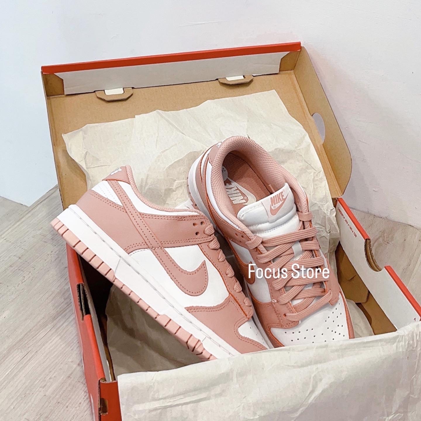 Wmns Dunk Low 'Rose Whisper' DD1503 118 女款【現貨商品】