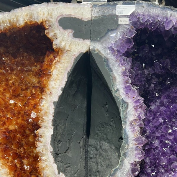 黃水晶鑑定：黃水晶與紫水晶晶洞