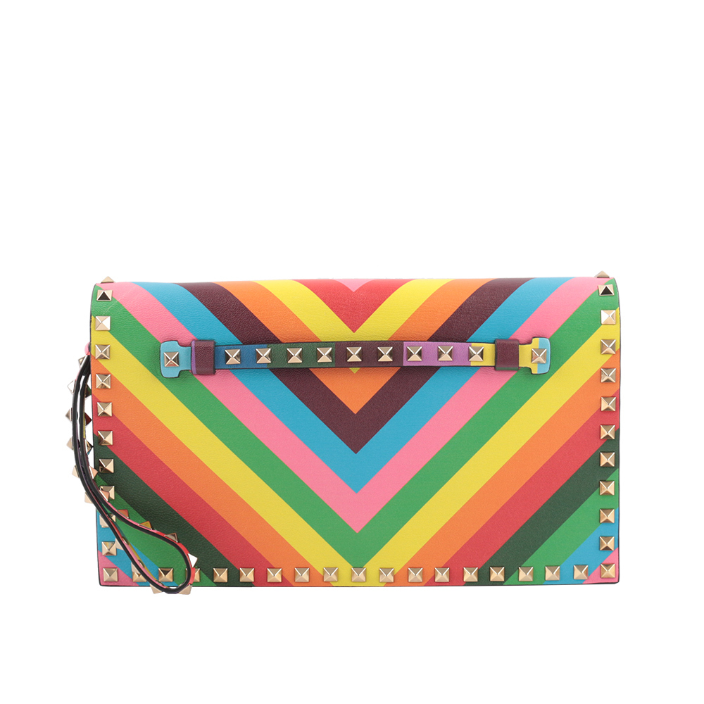 【VALENTINO】V型彩色皮革鉚釘附提把手拿包 IW2B0399NPI P12