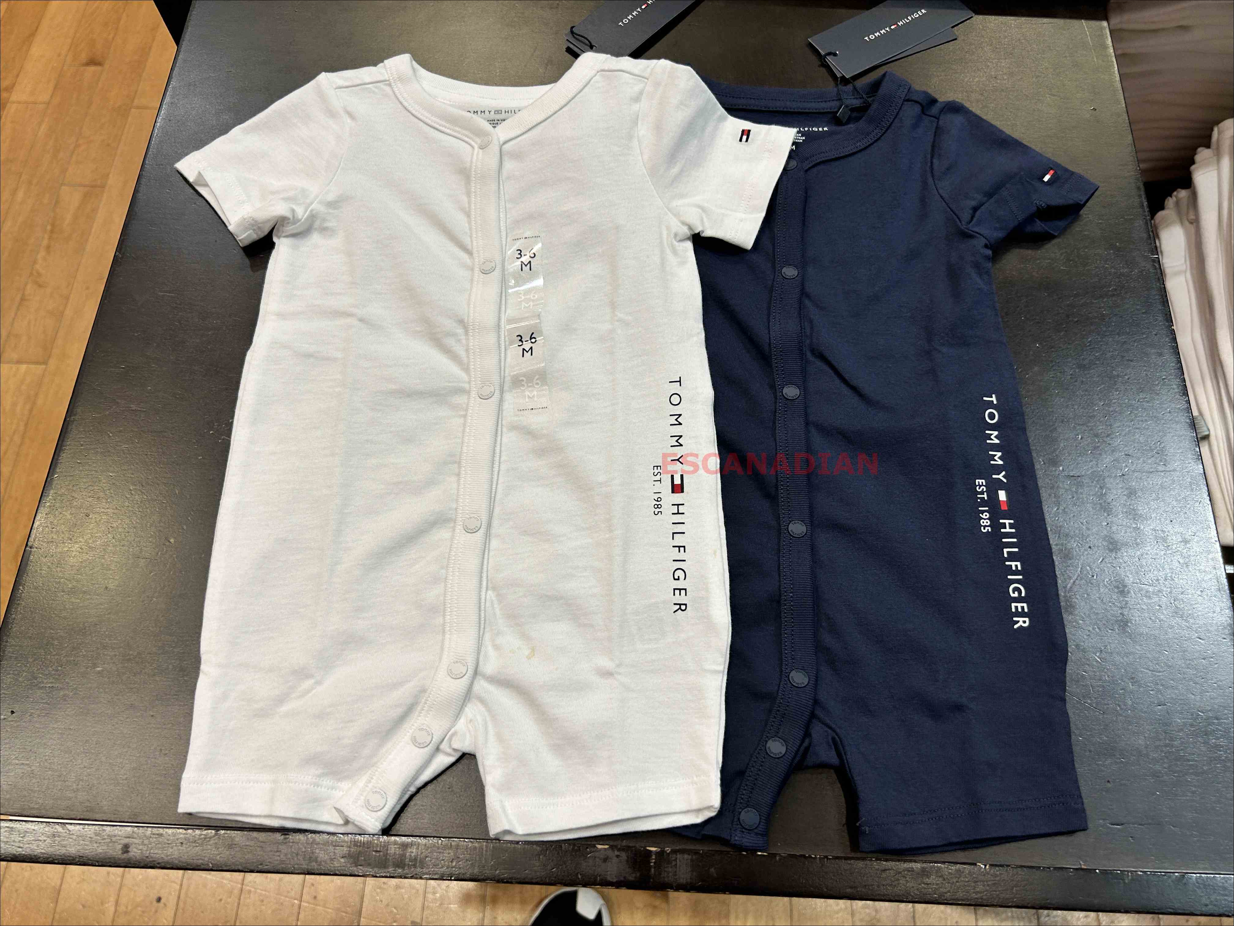 TOMMY 小男童/Baby 經典字樣 包屁衣 (2色)