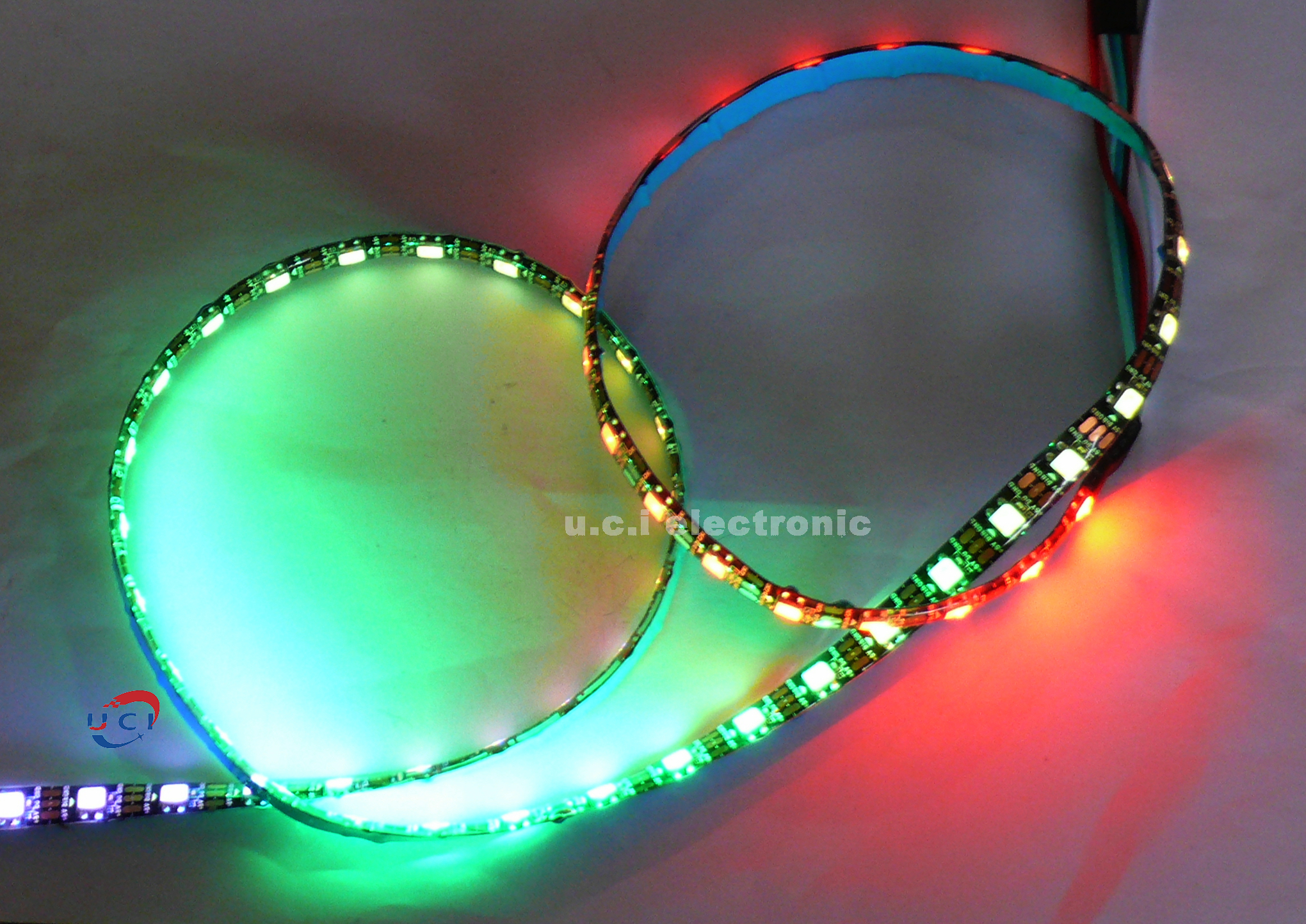 【UCI電子】 (Z-4) WS2812B 5V滴膠一米60燈 幻彩LED燈帶全彩燈條5050燈珠內置IC炫彩單點單控軟燈條