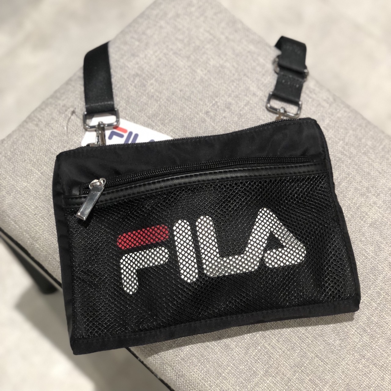 FILA 斜背小方包 BMT-9009