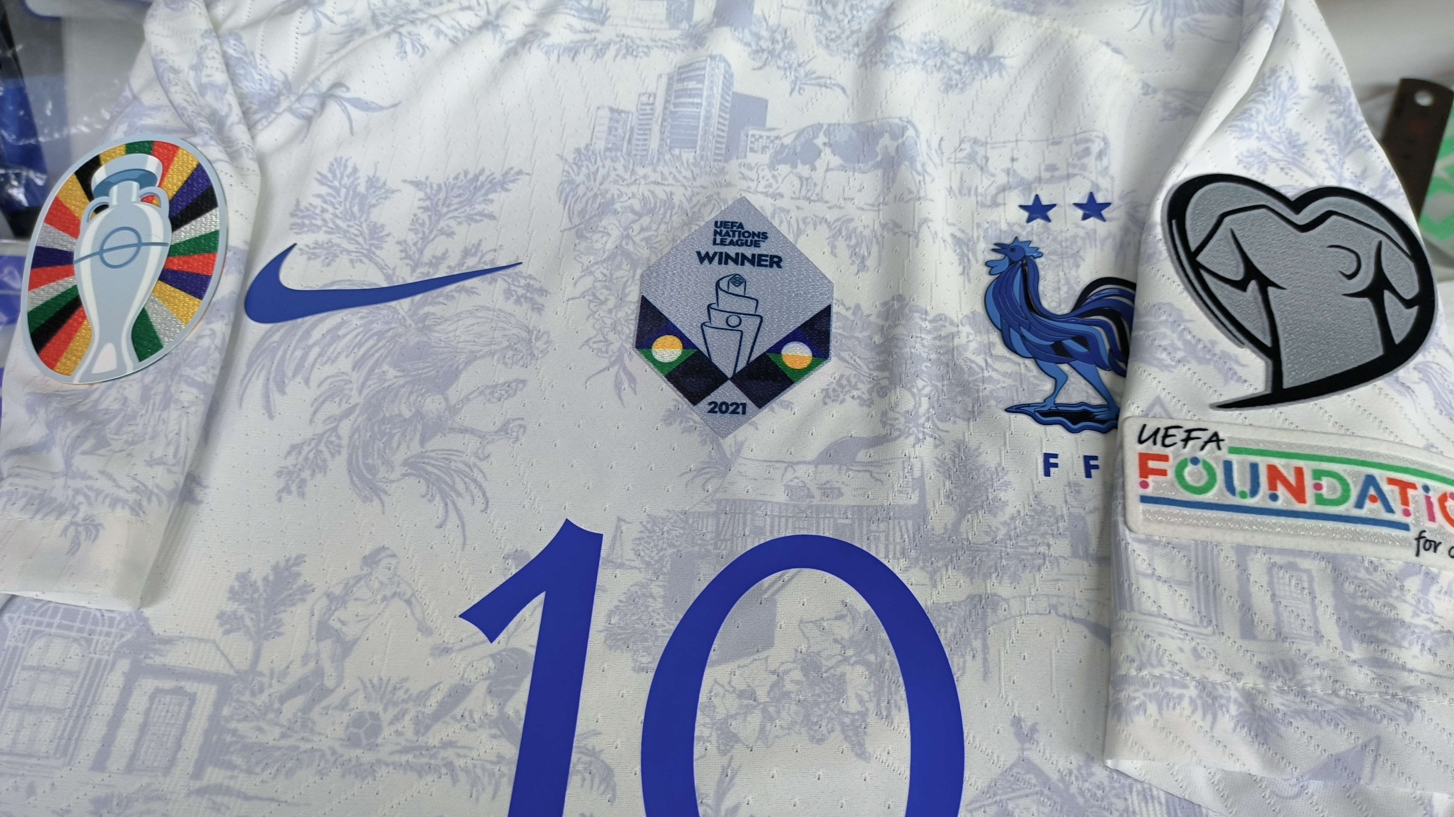 2024歐洲國家杯外圍賽衛冕臂章（法國用）