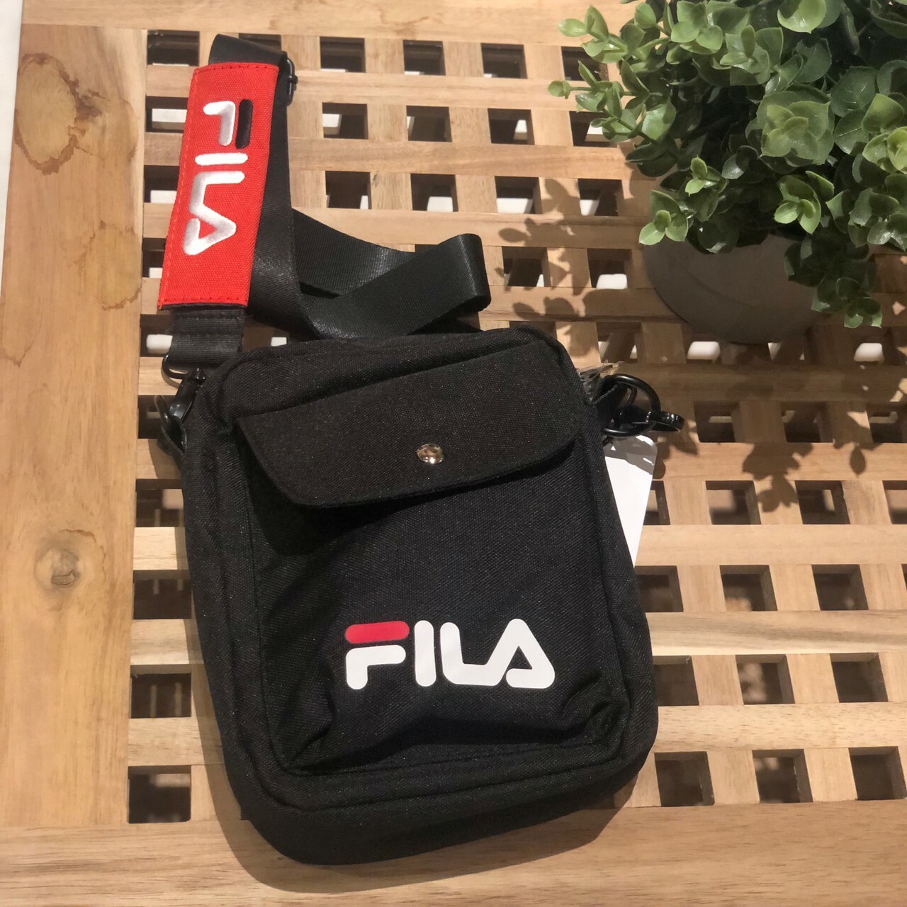 FILA 潮流休閒側背方包 BMV-7017