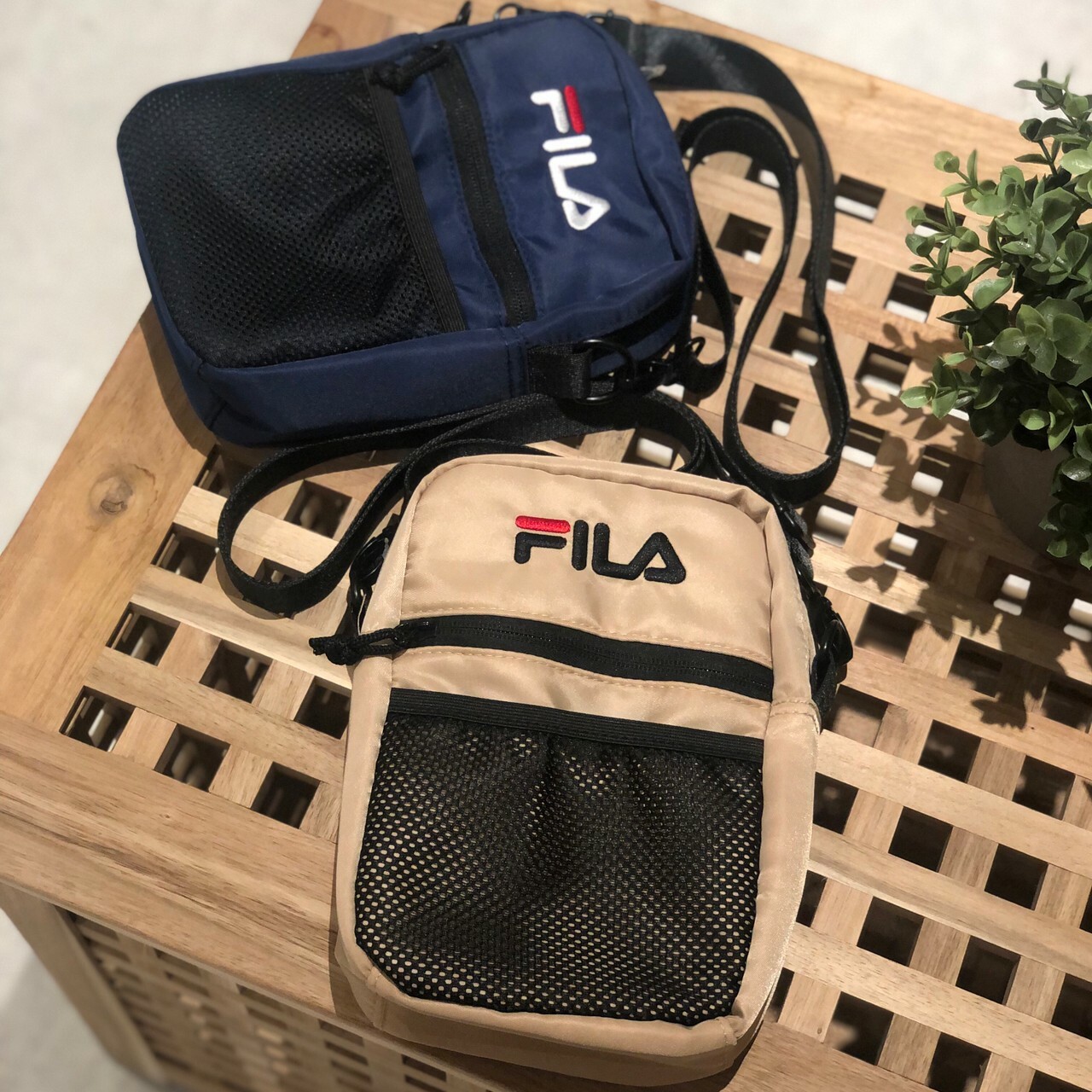 FILA 網袋夾層側背包 BMV-7009