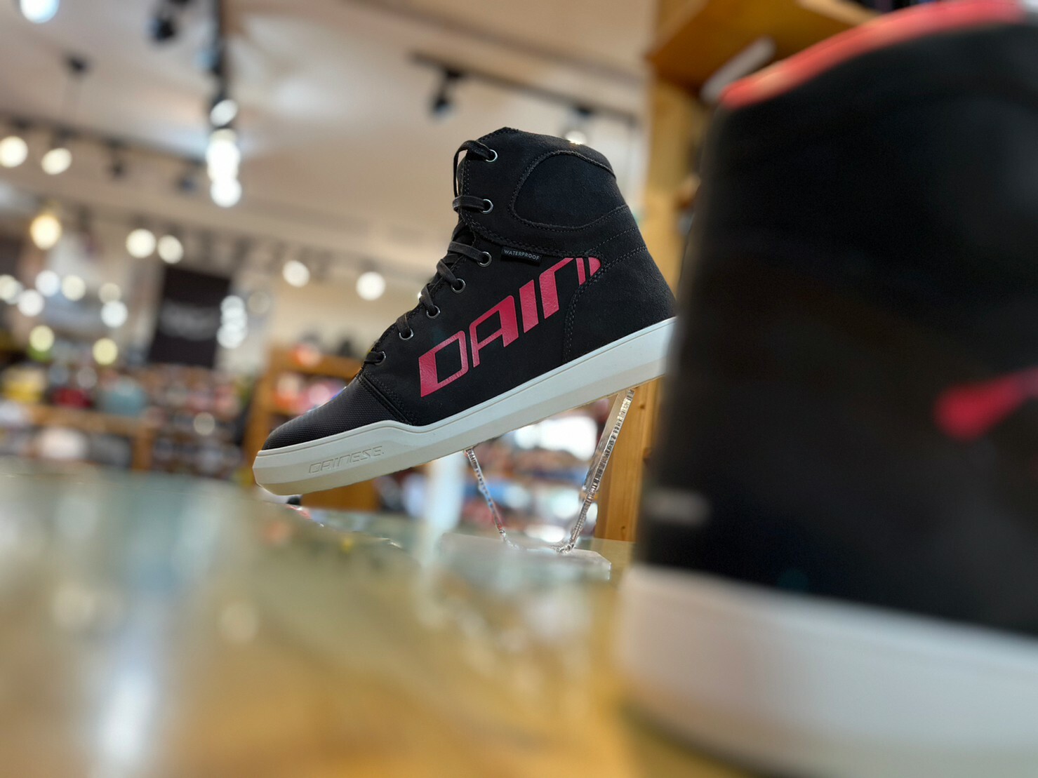 DAINESE YORK D-WP DARK-CARBON/RED 黑紅 防水 休閒靴