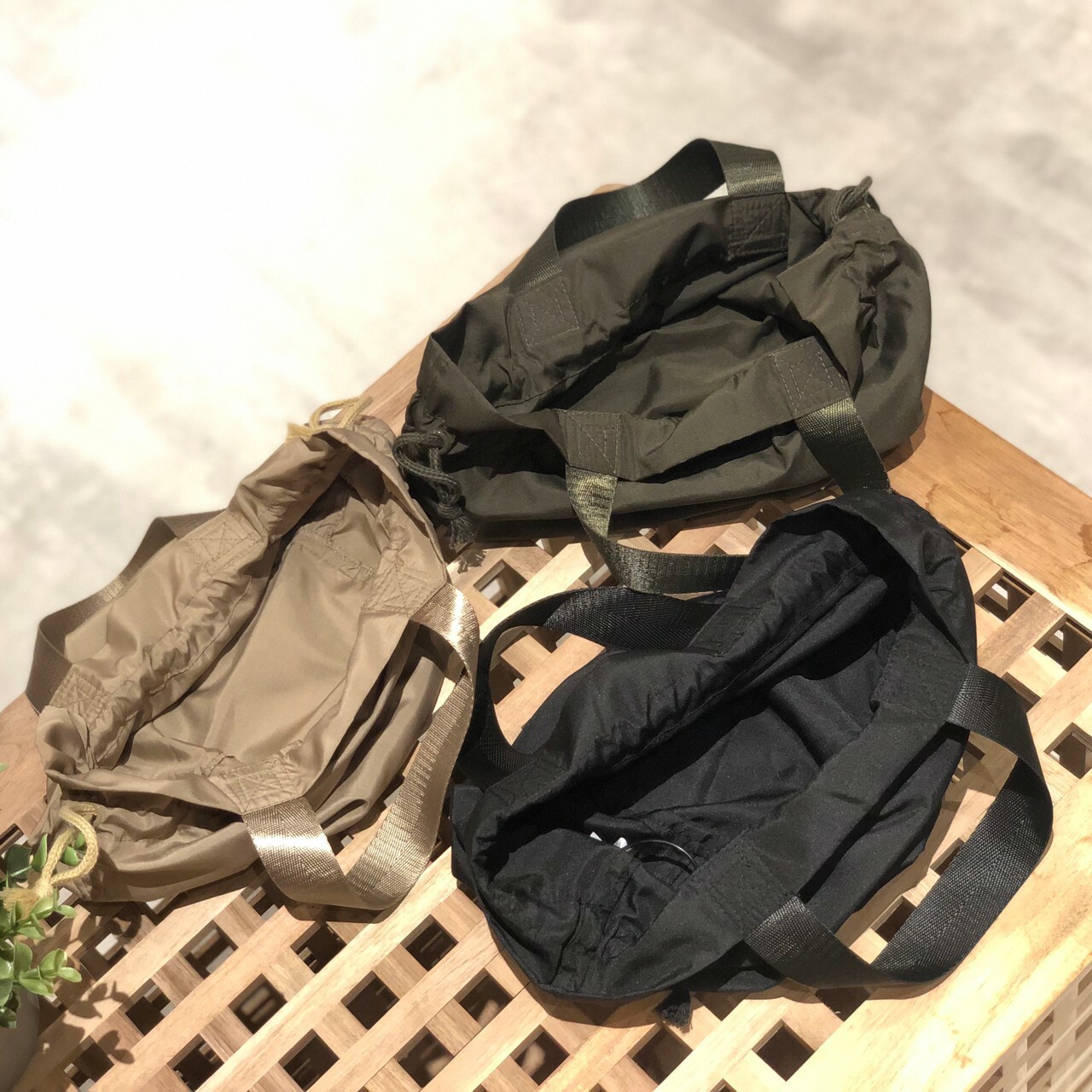 United Athle 束帶式再生聚酯纖維抗撕裂 抽繩袋 小圓桶 3139201