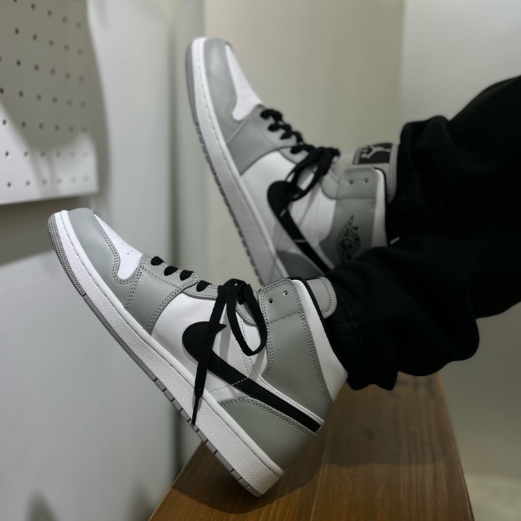 Air Jordan 1 Mid 'Smoke Grey' 554724-092 【現貨商品】
