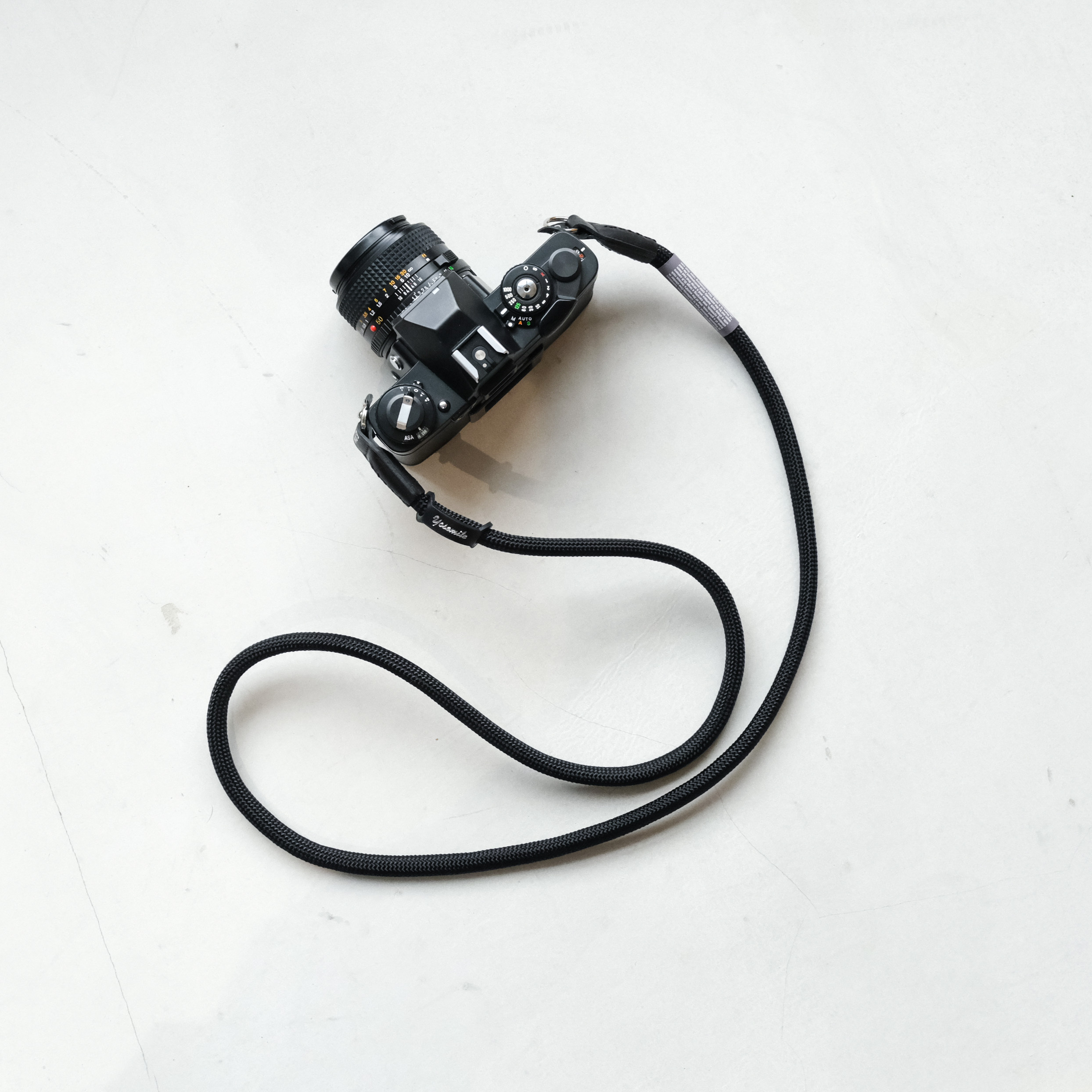 L*D様 YOSEMITE CAMERA STRAP 126cm×10mm s-l400.jpg