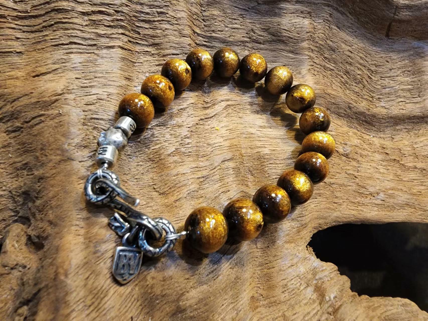 Black Venom Jewelry- 10mm 金珊瑚圓珠手鍊