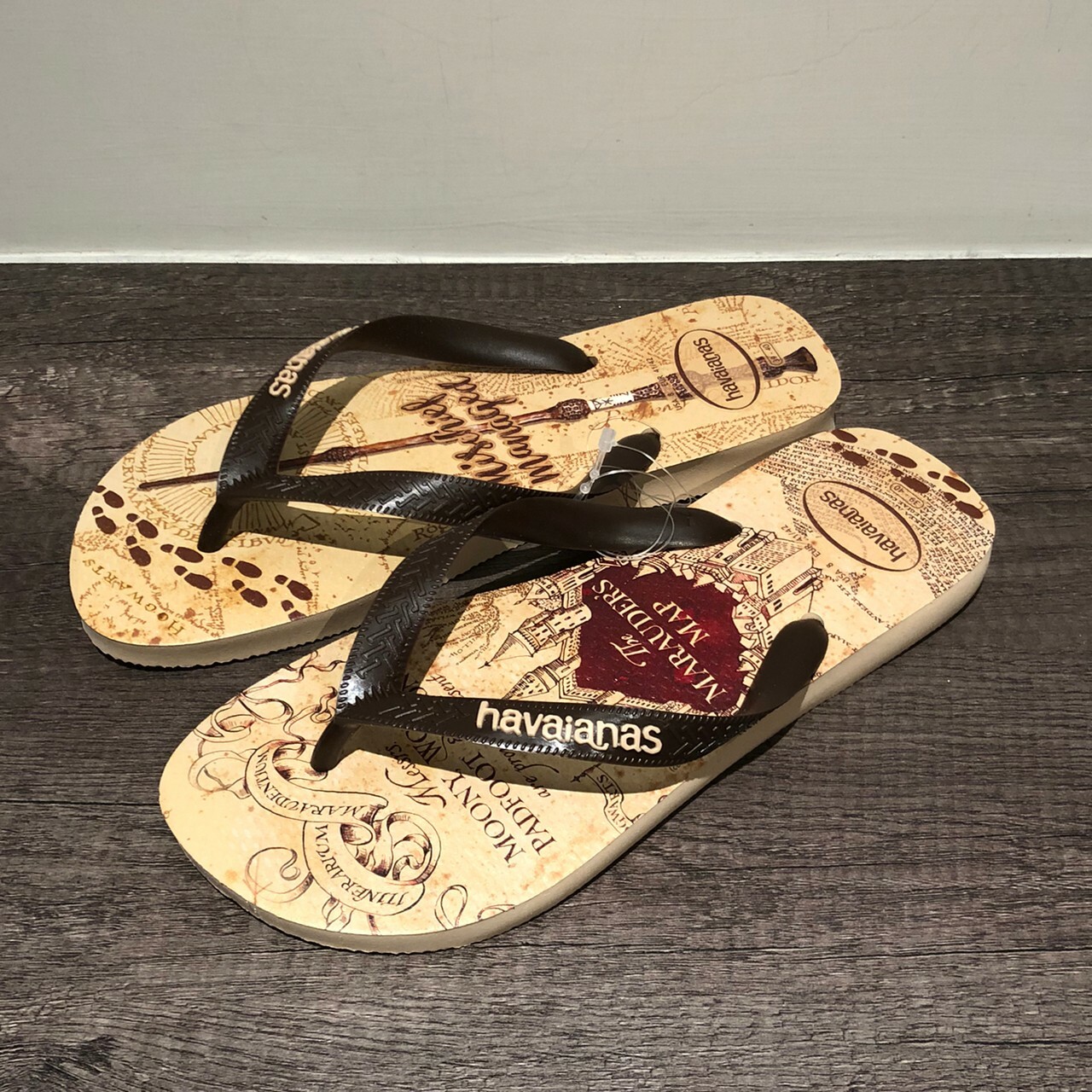 Havaianas 哈瓦仕 拖鞋 夾腳拖 哈利波特 卡其 男款 4141763-0570