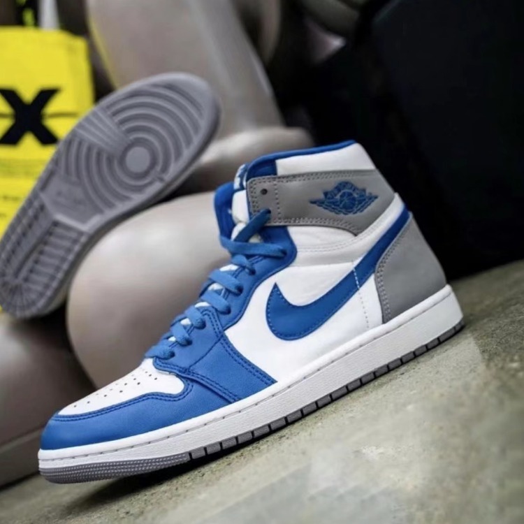 Air Jordan 1 Mid 'Cement True Blue' DQ8426-014