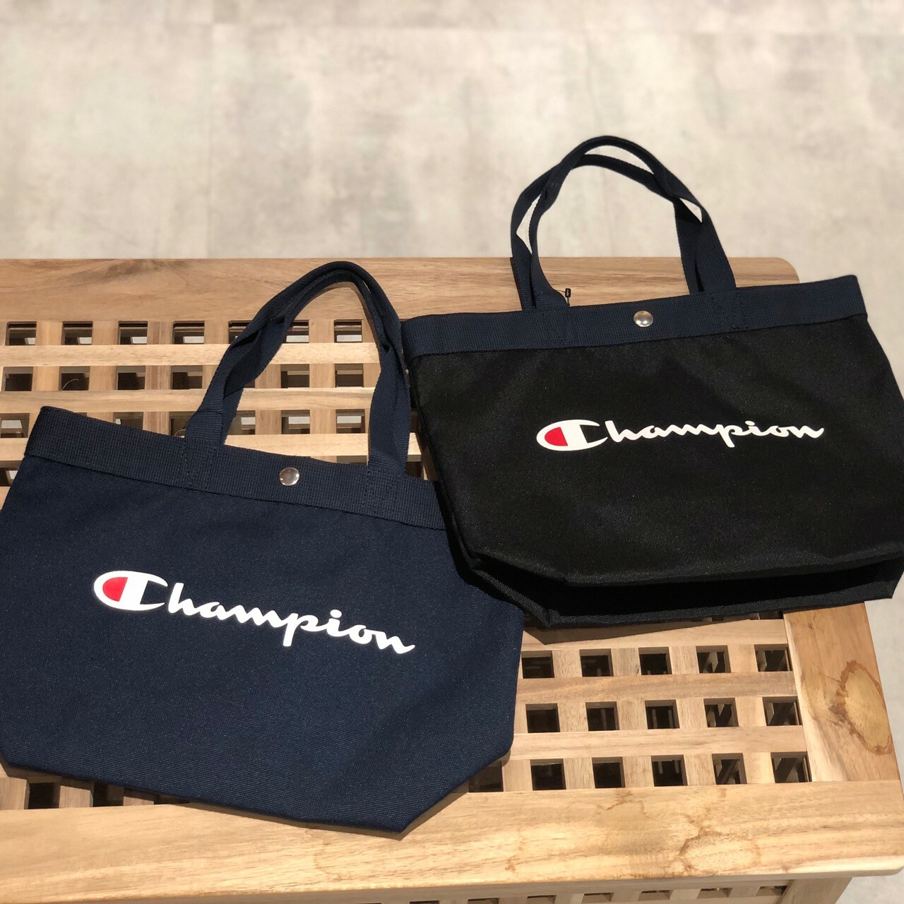 Champion 拼色手袋 5739201