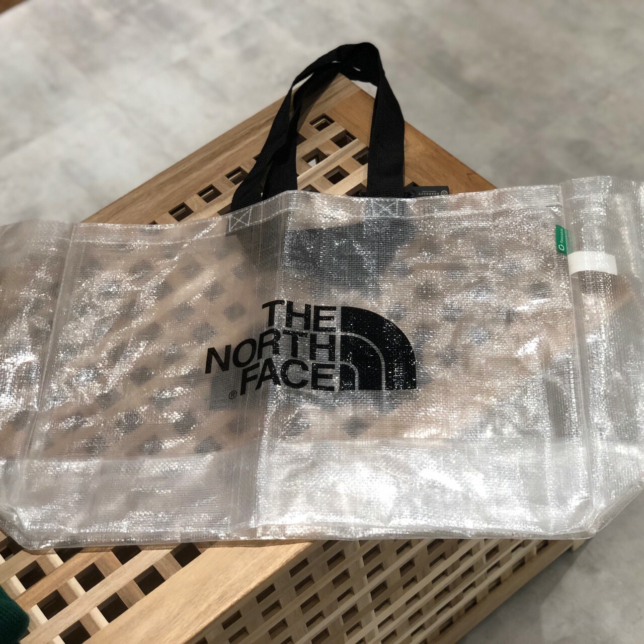 The North Face 防潑水環保袋 5083M01