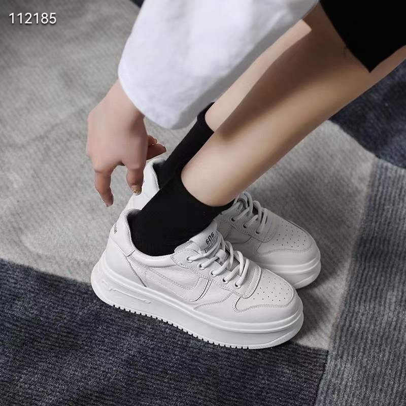 真皮有型百搭休閒鞋