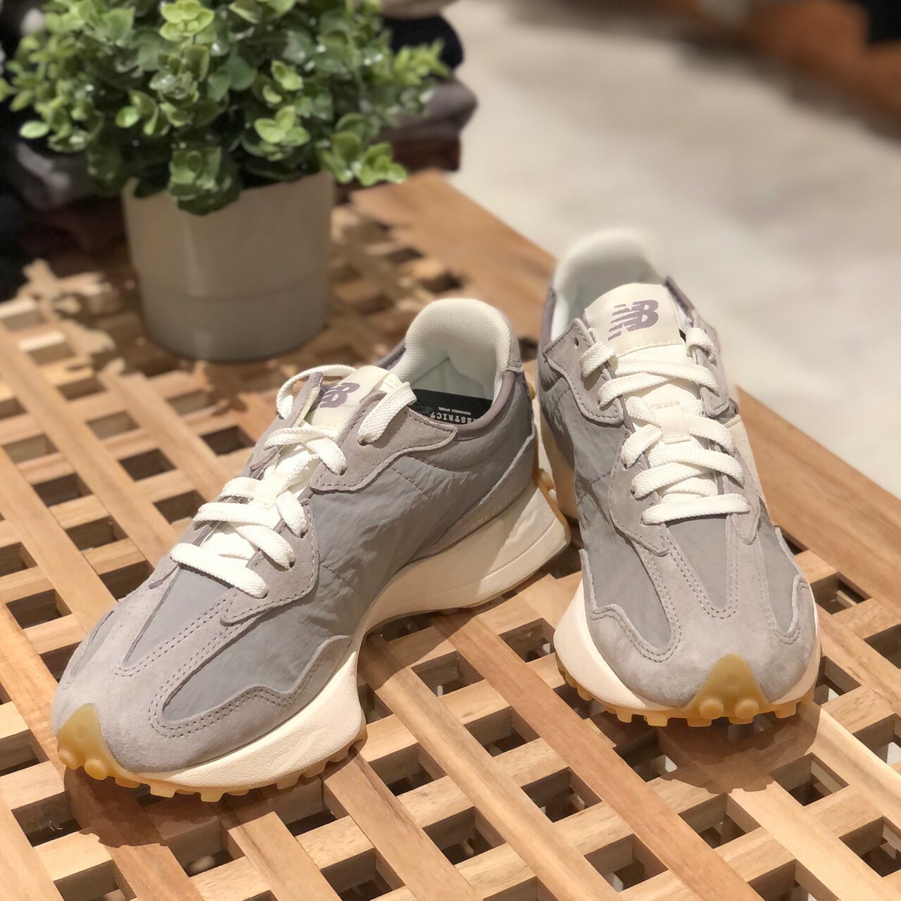 New Balance 327 迷霧 灰 焦糖底 MS327KA1