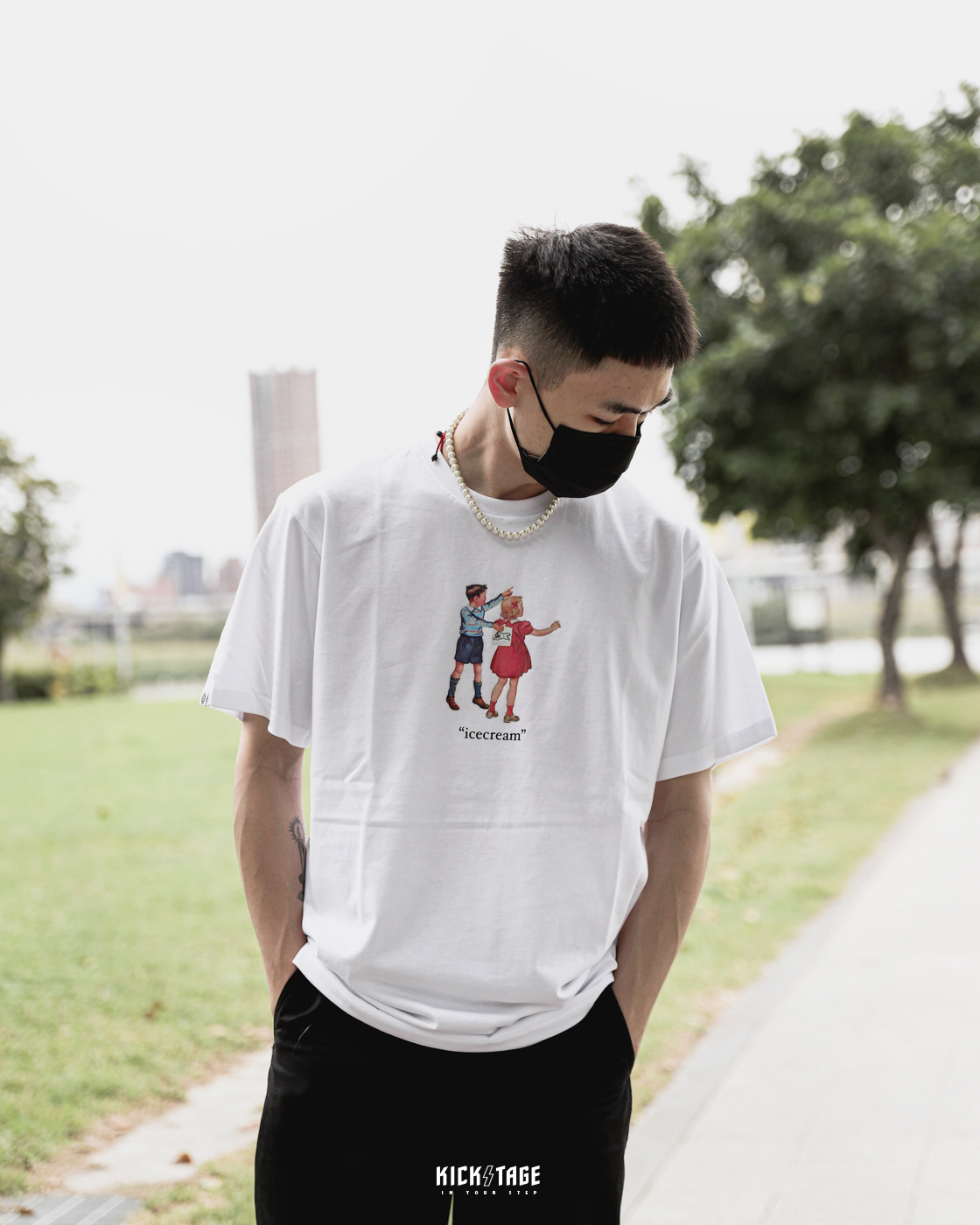 **特價商品售出不退換**ICE CREAM PRANK SS TEE 黑色 咖啡色 白色 美式漫畫 惡作劇 美式 復古 印花 短T【431-1205】