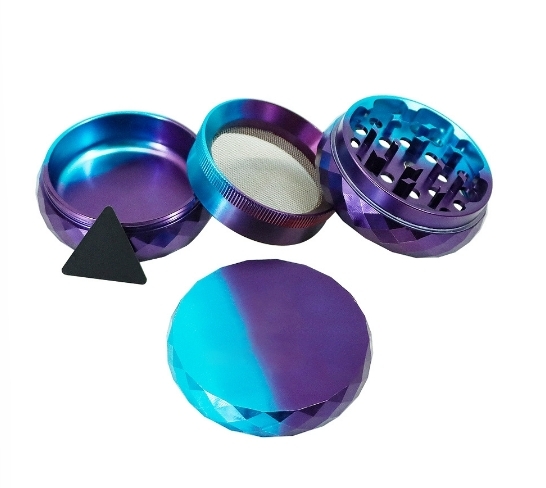 【登機準備配件】鑽石菱格紋、藍紫炫彩漸層、63mm、鋁合金四層研磨器Grinder