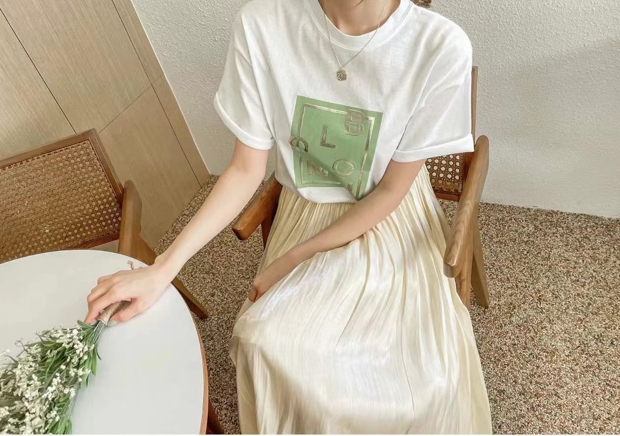 燙金字簡約上衣(13097)