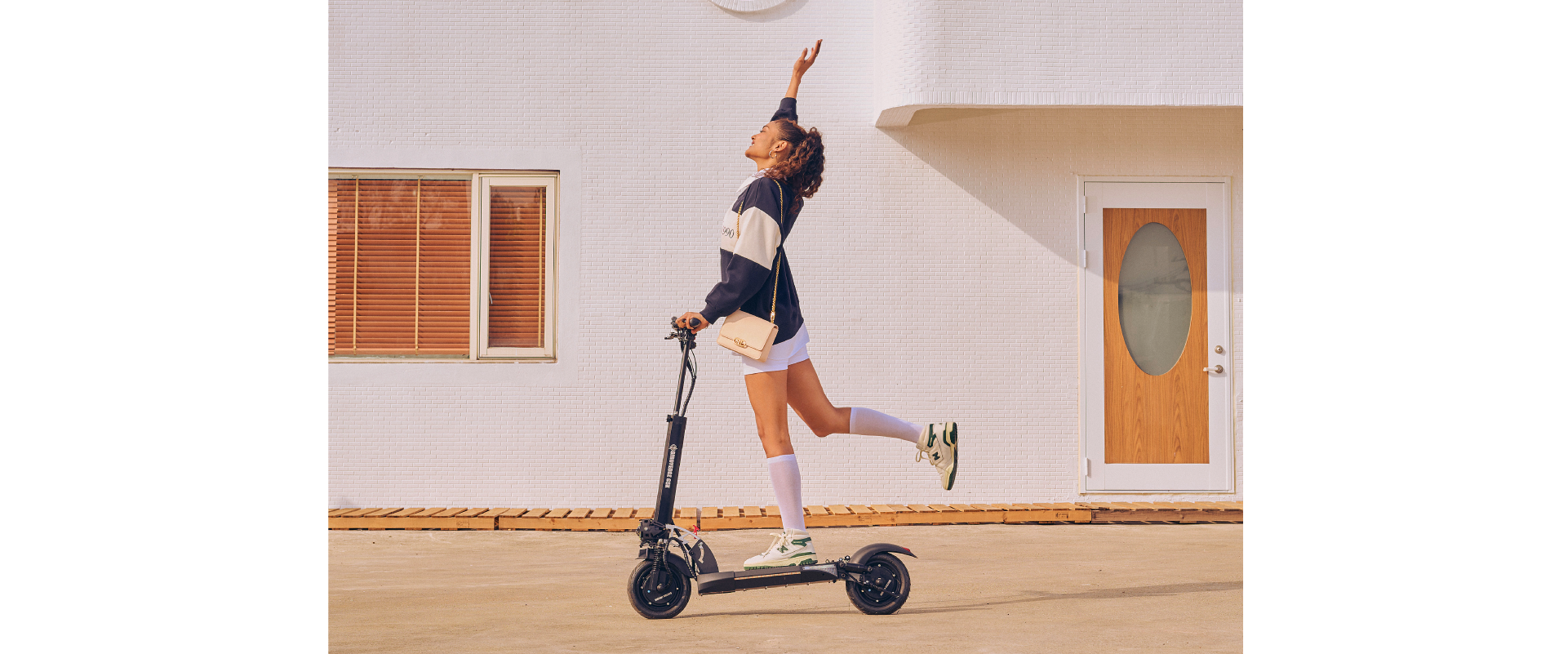 LOOK 3：充滿青春氣息 Sporty Chic